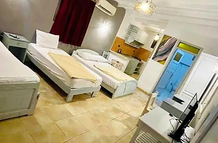 Bedouina House דהב